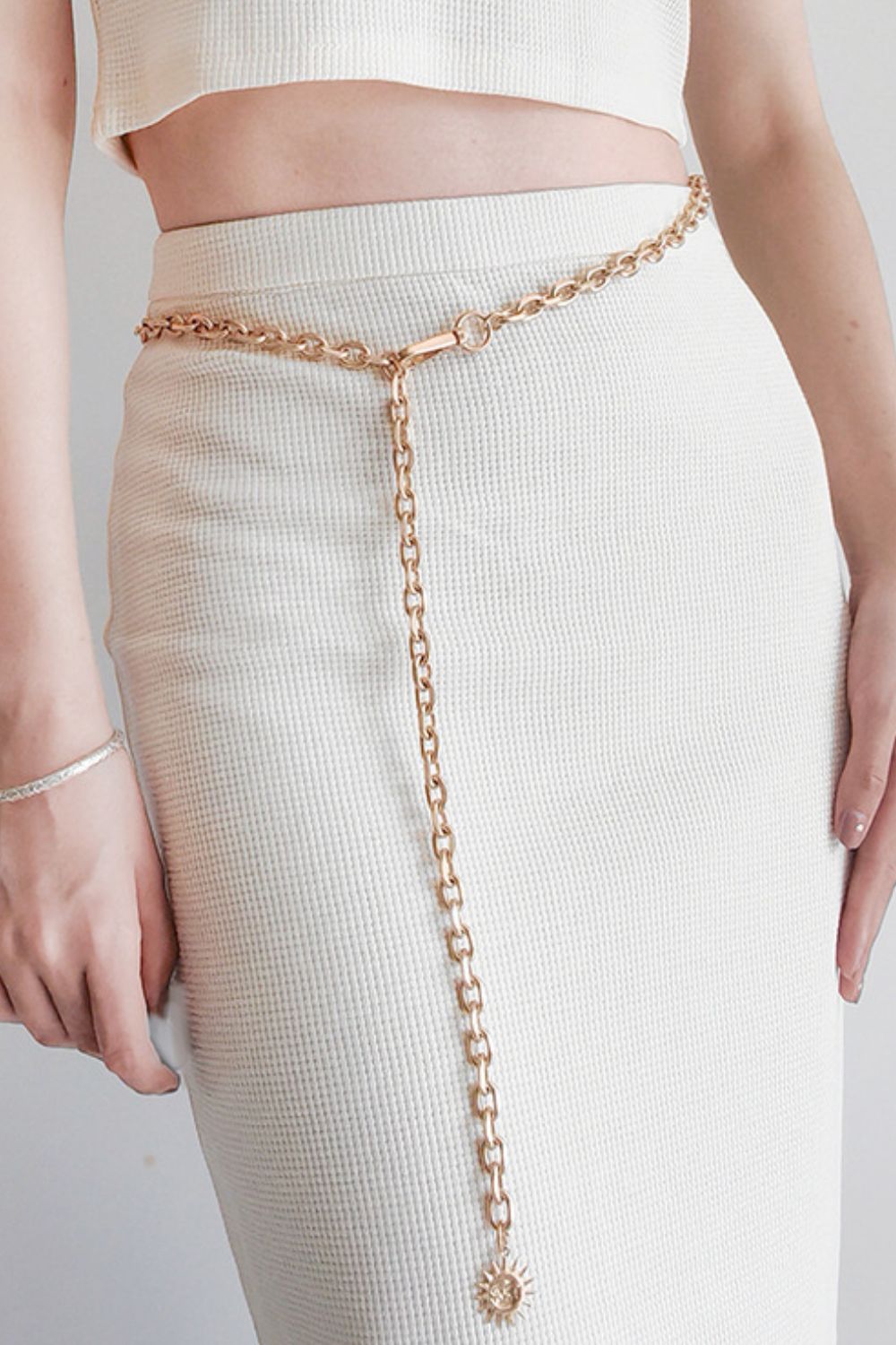 Chic Chic Sun Chain Belt