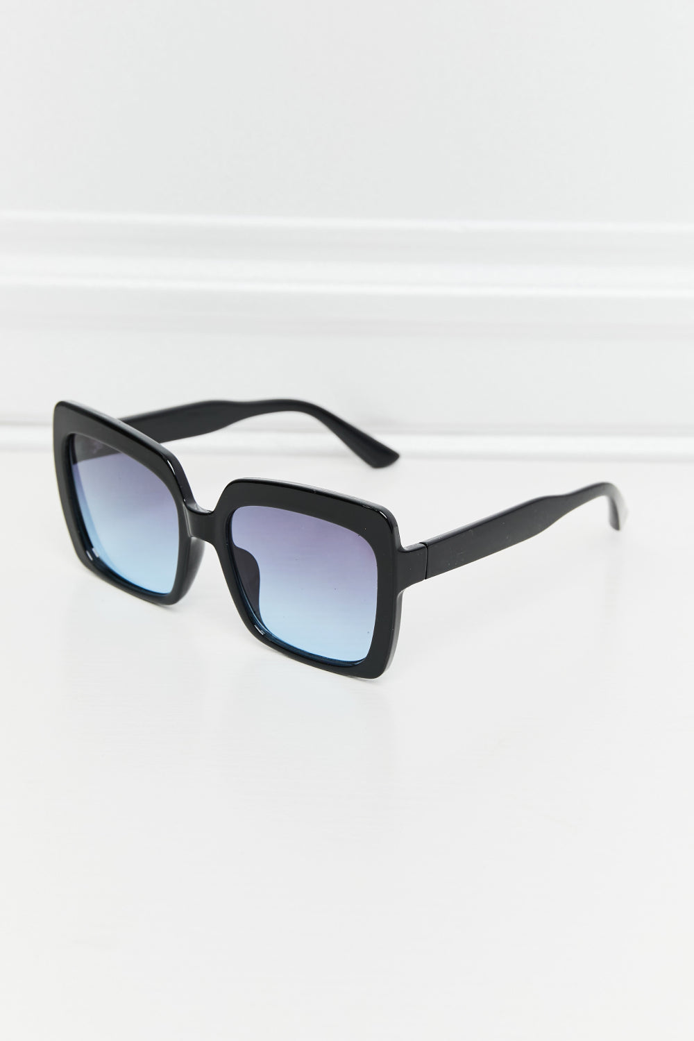 Chic Chic Shady Square Full Rim Sunglasses