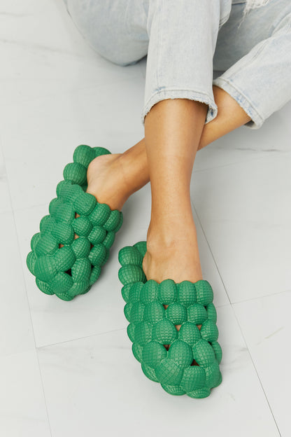 Chic Chic Laid Back Bubble Slides in Green