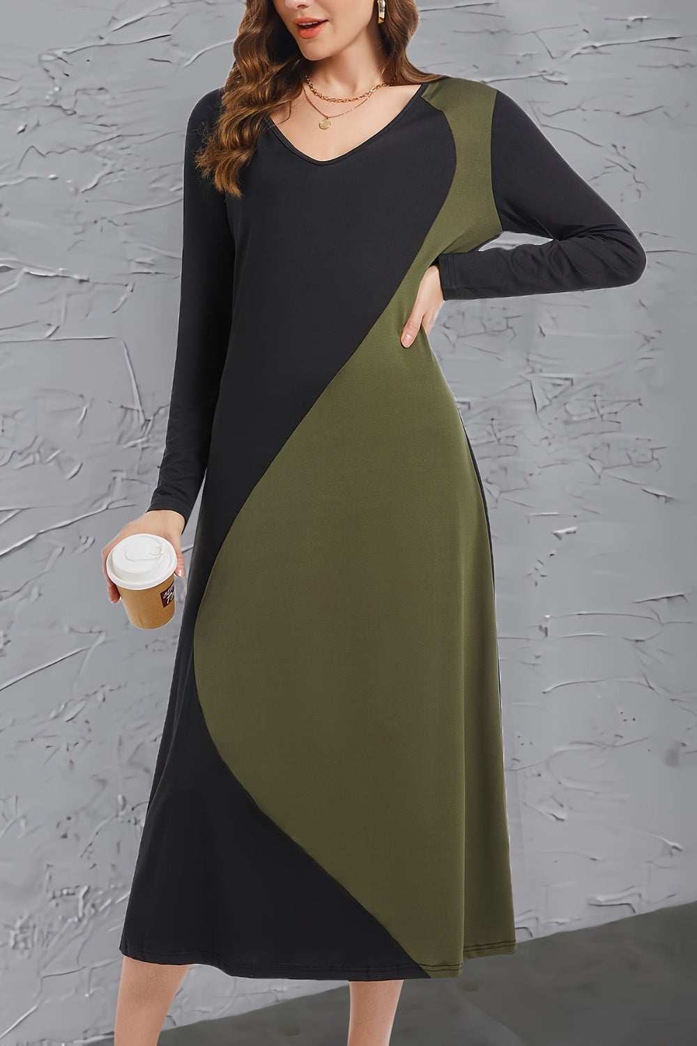 Sophisticated Contrast Long Sleeve Midi Dress