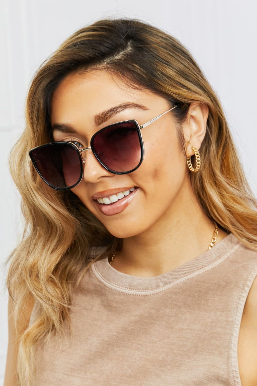 Chic Chic  Dynamic Hybrid Frame Sunglasses