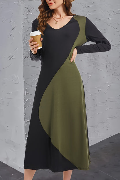 Sophisticated Contrast Long Sleeve Midi Dress