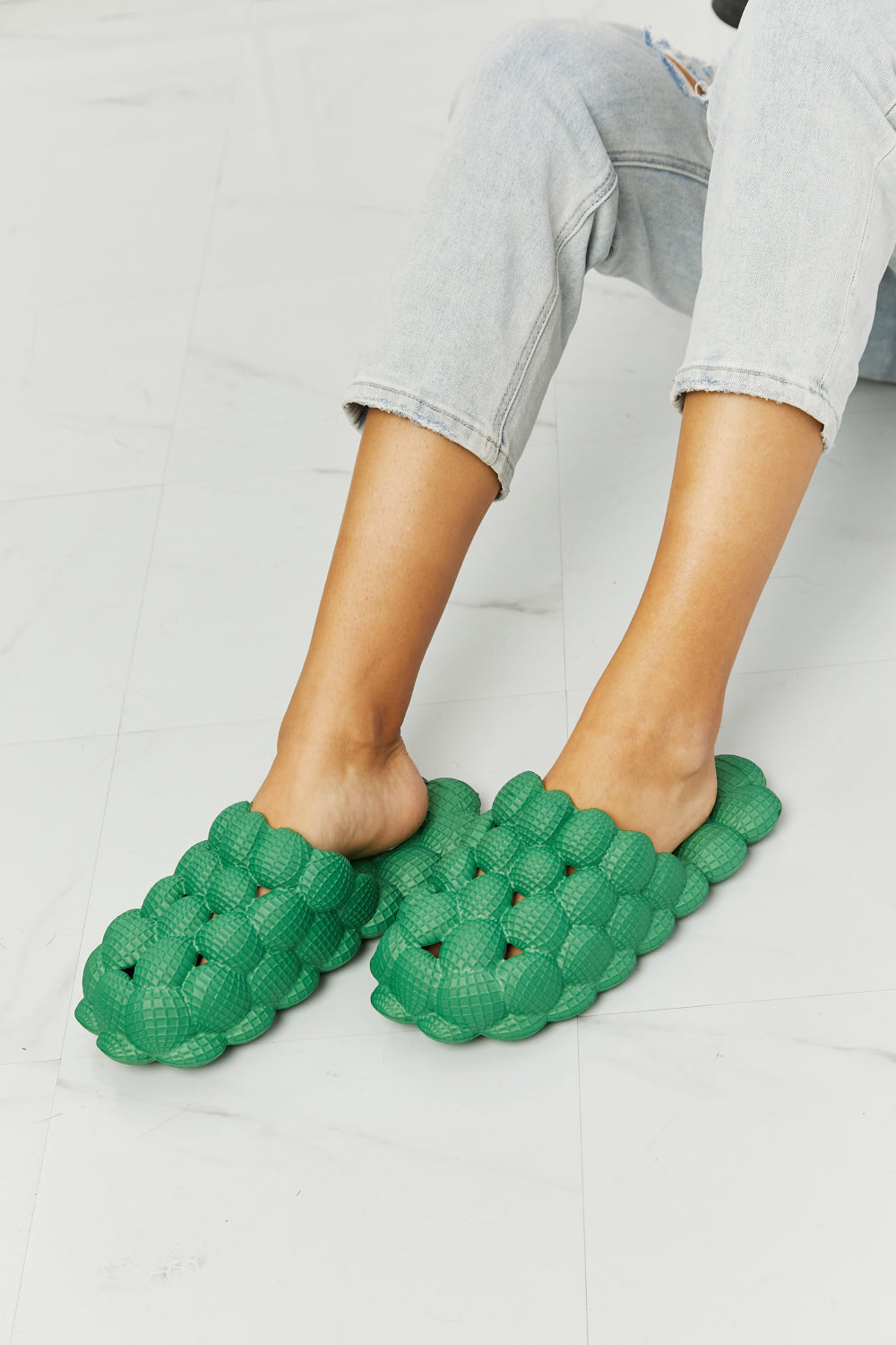 Chic Chic Laid Back Bubble Slides in Green