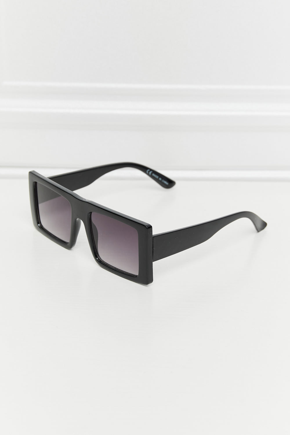 Chic Chic Beautiful Square Sunglasses