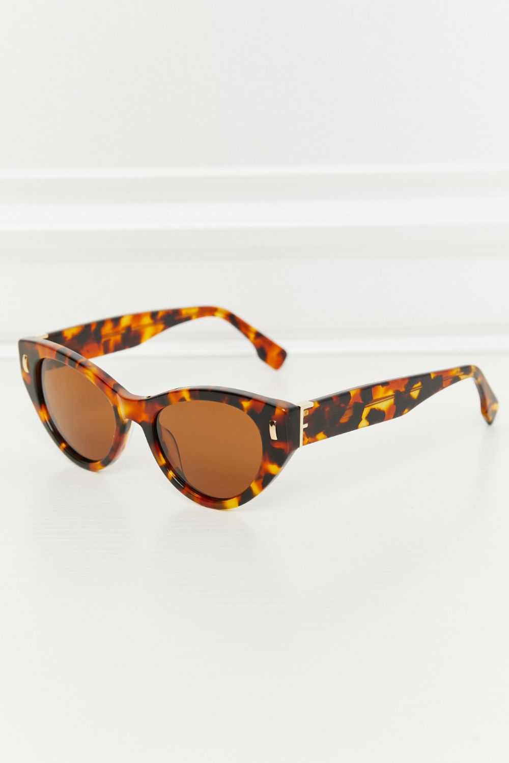 Chic Chic Tangerine Sunglasses