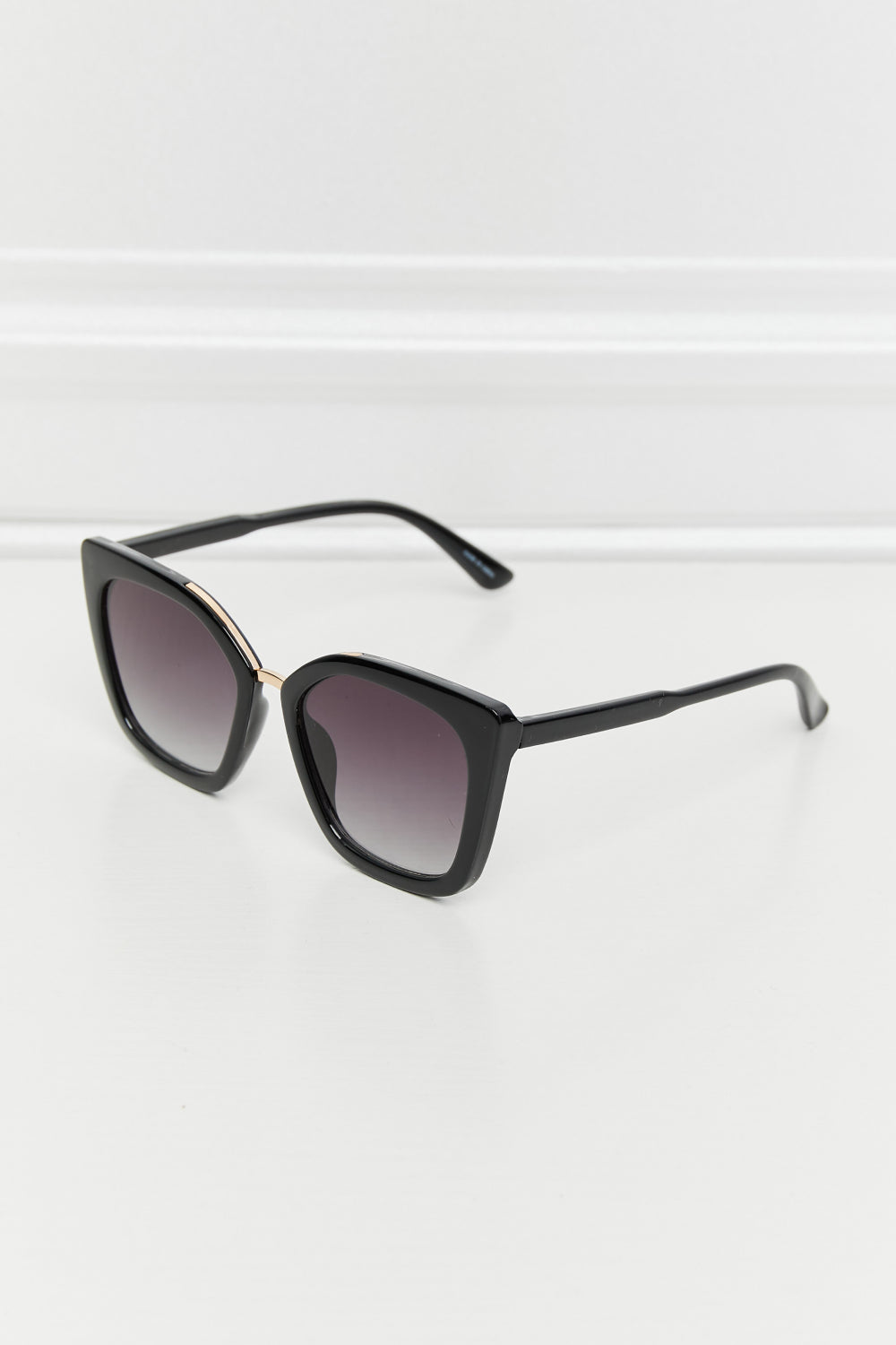 Chic Chic It Girl Cat Eye Sunglasses