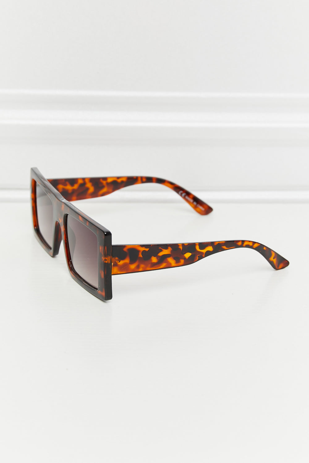 Chic Chic Beautiful Square Sunglasses