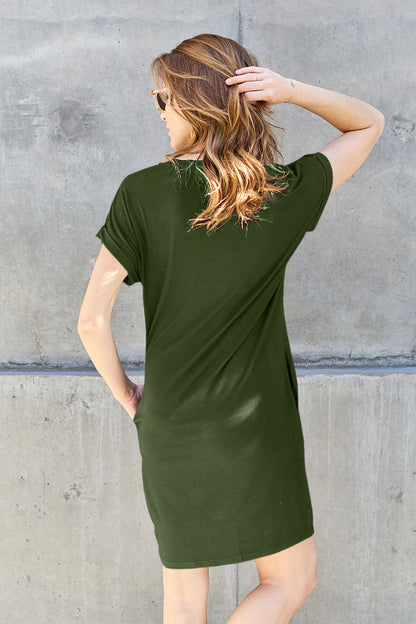 Chic Chic Round Neck Short Sleeve Dress with Pockets